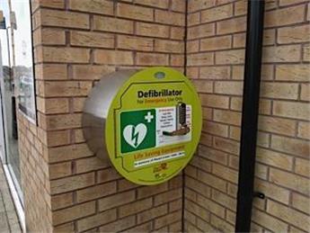 Defibrillator